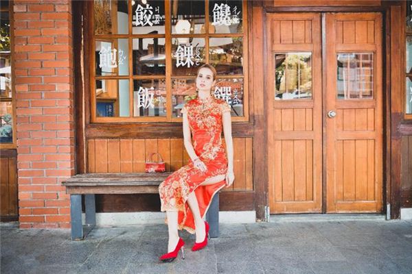 What does it mean to dream about cheongsam